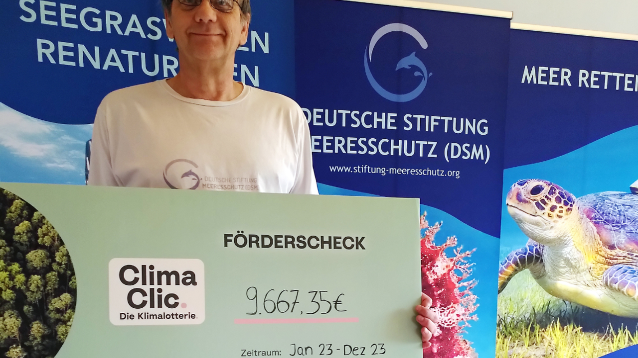 Deutsche Stiftung Meeresschutz - Scheckübergabe