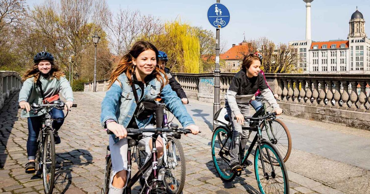 fahrrad fahren in der luft